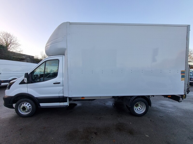 Ford 2.0 350 EcoBlue Leader Luton 2dr Diesel Manual RWD L3 Euro 6 (s/s) (130 ps) 2.0 2dr Luton Van Manual Diesel