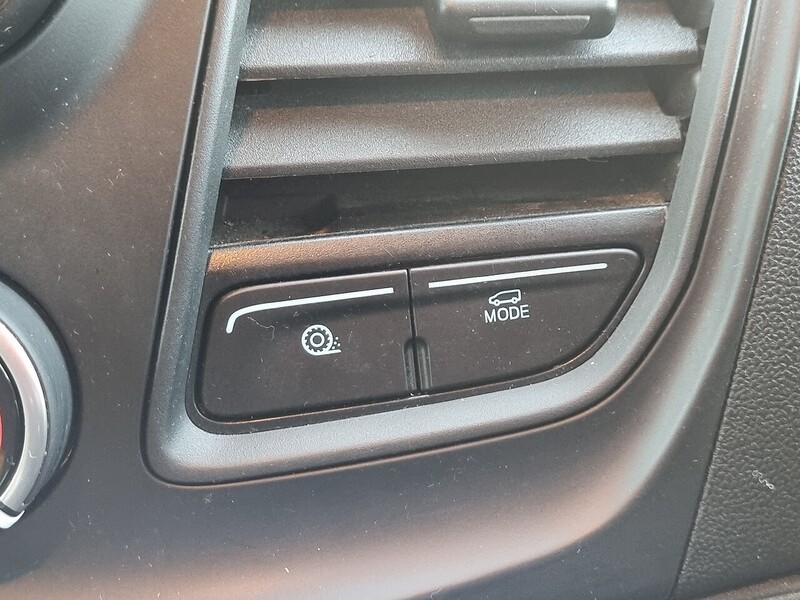 Ford 2.0 350 EcoBlue Leader Luton 2dr Diesel Manual RWD L3 Euro 6 (s/s) (130 ps) 2.0 2dr Luton Van Manual Diesel