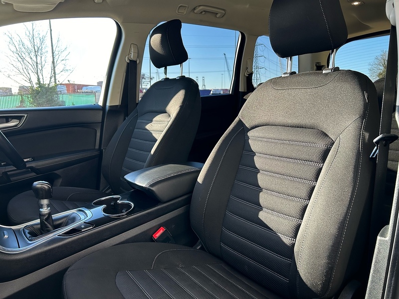 Ford 2.0 TDCi Titanium MPV 5dr Diesel Manual Euro 6 (s/s) (150 ps)