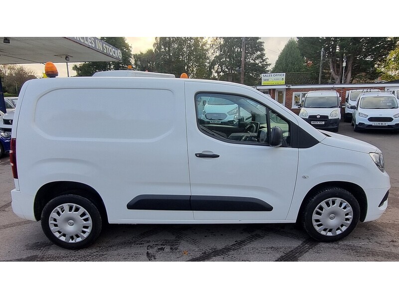 Vauxhall 1.6 Turbo D 2300 Sportive Panel Van 4dr Diesel Manual L1 H1 Euro 6 (s/s) (100 ps)