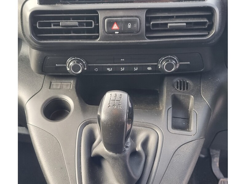 Vauxhall 1.6 Turbo D 2300 Sportive Panel Van 4dr Diesel Manual L1 H1 Euro 6 (s/s) (100 ps)