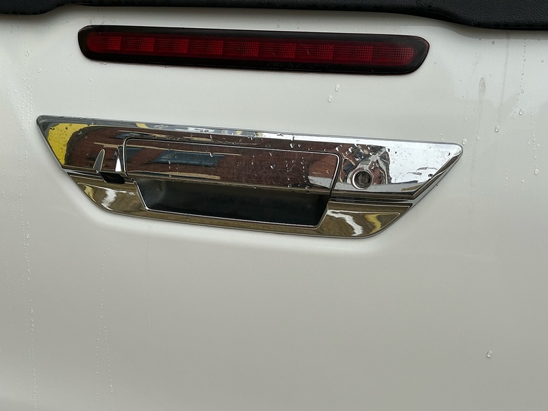 Toyota 2.4 D-4D Invincible Pickup Double Cab 4dr Diesel Manual 4WD Euro 6 (s/s) (150 ps)