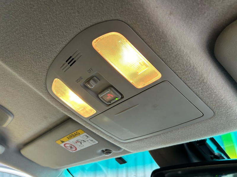 Toyota 2.4 D-4D Invincible Pickup Double Cab 4dr Diesel Manual 4WD Euro 6 (s/s) (150 ps)