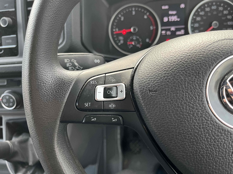 Volkswagen 2.0 TDI CR35 Trendline Panel Van 5dr Diesel Manual FWD LWB High Roof Euro 6 (s/s) (140 ps)