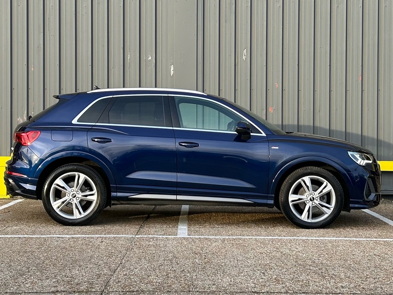 Audi 1.5 TFSI CoD 35 S line SUV 5dr Petrol S Tronic Euro 6 (s/s) (150 ps)