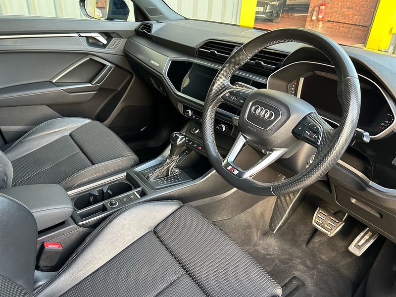 Audi 1.5 TFSI CoD 35 S line SUV 5dr Petrol S Tronic Euro 6 (s/s) (150 ps)