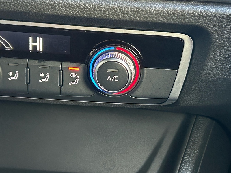 Audi 1.5 TFSI CoD 35 S line SUV 5dr Petrol S Tronic Euro 6 (s/s) (150 ps)