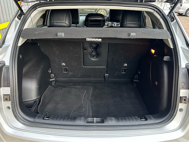 Jeep 1.4T MultiAirII Limited SUV 5dr Petrol Manual Euro 6 (s/s) (140 ps)