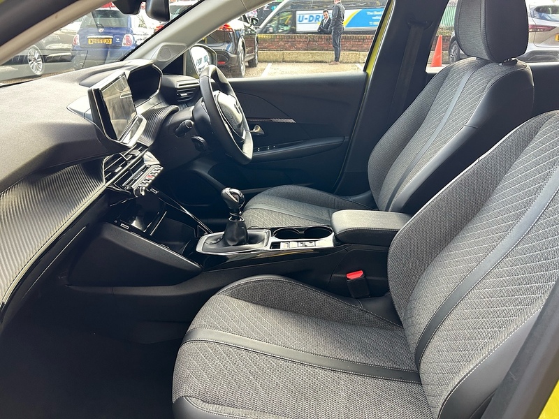 Peugeot 1.2 PureTech Allure Hatchback 5dr Petrol Manual Euro 6 (s/s) (100 ps)