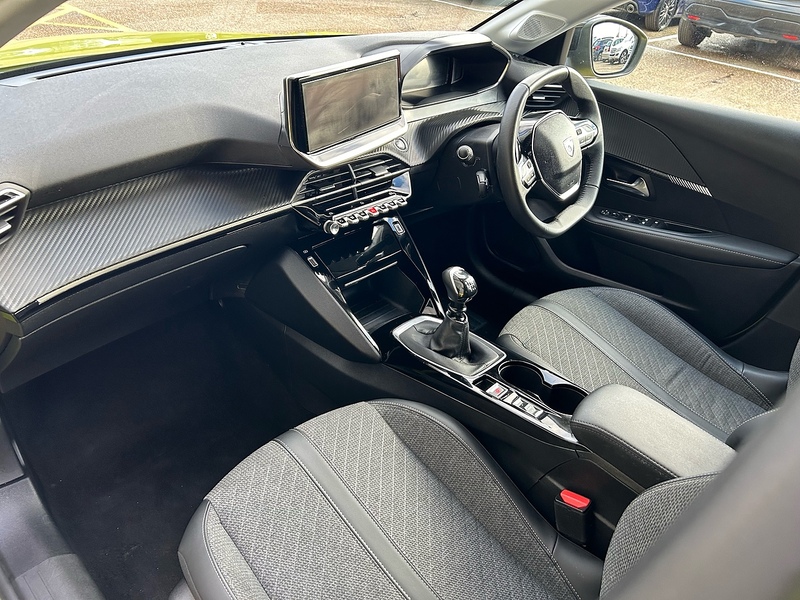 Peugeot 1.2 PureTech Allure Hatchback 5dr Petrol Manual Euro 6 (s/s) (100 ps)