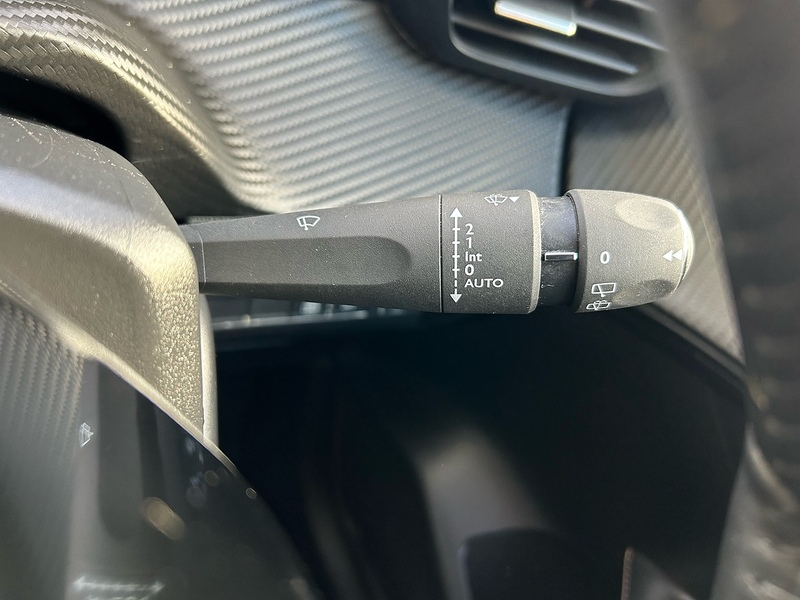 Peugeot 1.2 PureTech Allure Hatchback 5dr Petrol Manual Euro 6 (s/s) (100 ps)