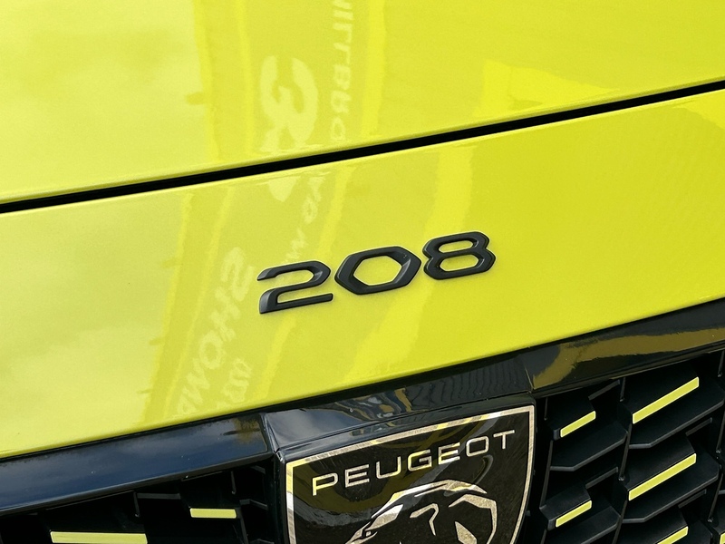 Peugeot 1.2 PureTech Allure Hatchback 5dr Petrol Manual Euro 6 (s/s) (100 ps)