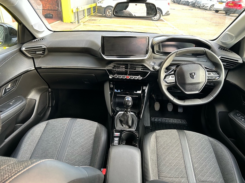 Peugeot 1.2 PureTech Allure Hatchback 5dr Petrol Manual Euro 6 (s/s) (100 ps)