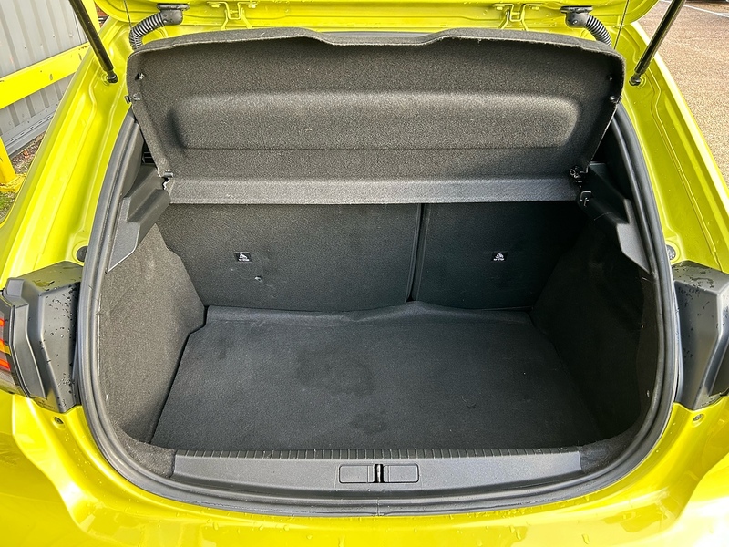 Peugeot 1.2 PureTech Allure Hatchback 5dr Petrol Manual Euro 6 (s/s) (100 ps)