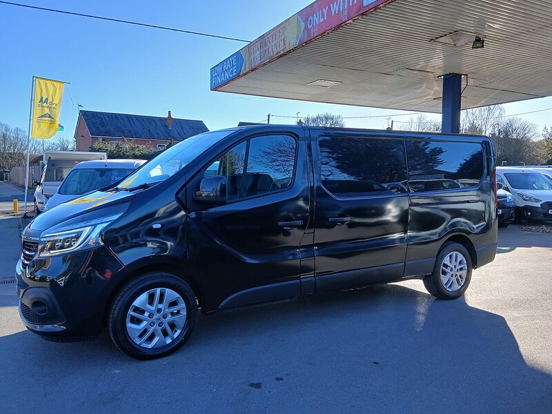 Renault 2.0 dCi ENERGY 30 Sport Panel Van 5dr Diesel Manual LWB Standard Roof Euro 6 (s/s) (145 ps)