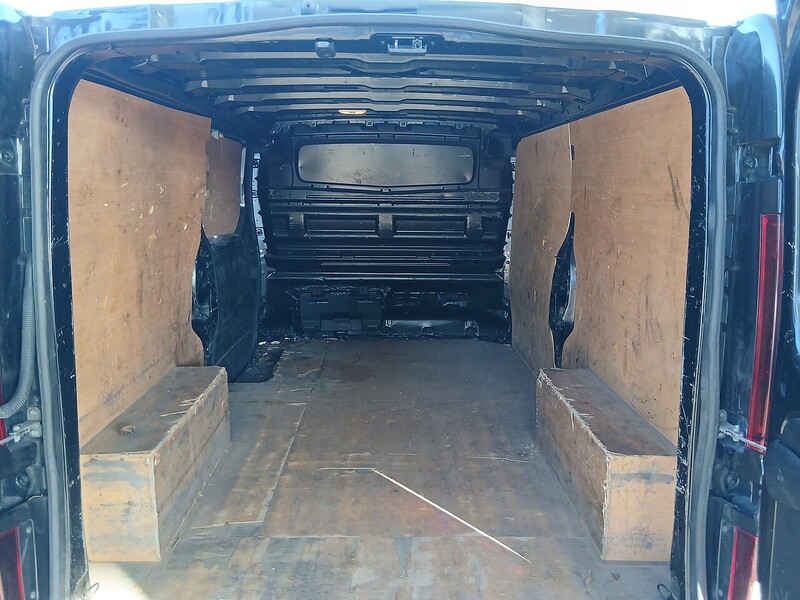 Renault 2.0 dCi ENERGY 30 Sport Panel Van 5dr Diesel Manual LWB Standard Roof Euro 6 (s/s) (145 ps)