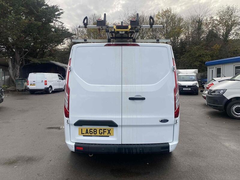 Ford 2.0 300 EcoBlue Trend Panel Van 5dr Diesel Manual L2 H1 Euro 6 (105 ps)