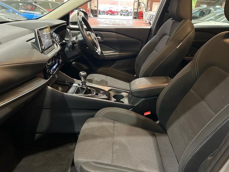 Nissan DIG-T MHEV Acenta Premium SUV 1.3 Manual Petrol Hybrid