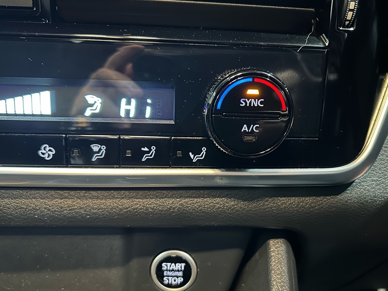 Nissan DIG-T MHEV Acenta Premium SUV 1.3 Manual Petrol Hybrid