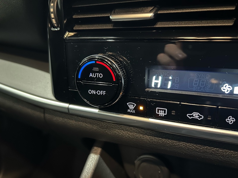 Nissan DIG-T MHEV Acenta Premium SUV 1.3 Manual Petrol Hybrid