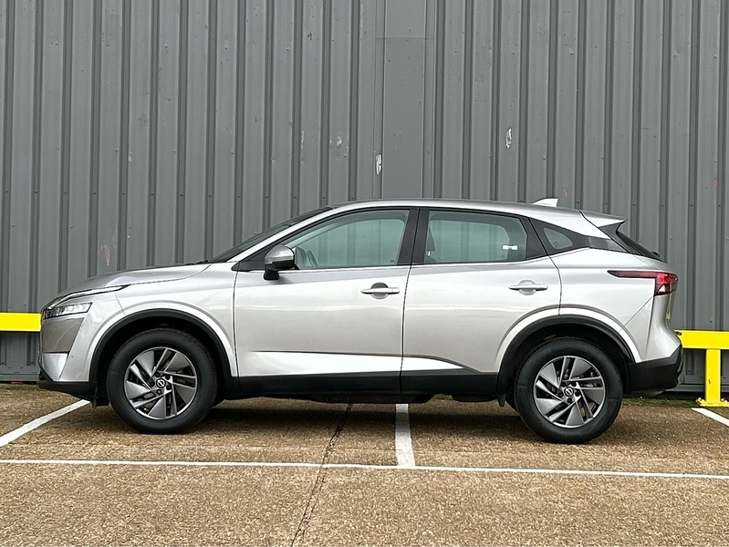 Nissan DIG-T MHEV Acenta Premium SUV 1.3 Manual Petrol Hybrid