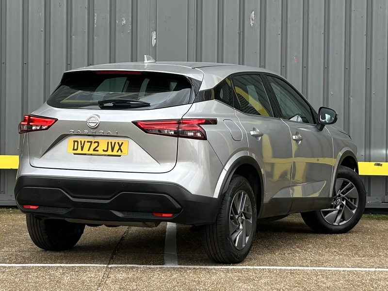 Nissan DIG-T MHEV Acenta Premium SUV 1.3 Manual Petrol Hybrid