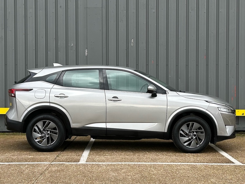 Nissan DIG-T MHEV Acenta Premium SUV 1.3 Manual Petrol Hybrid
