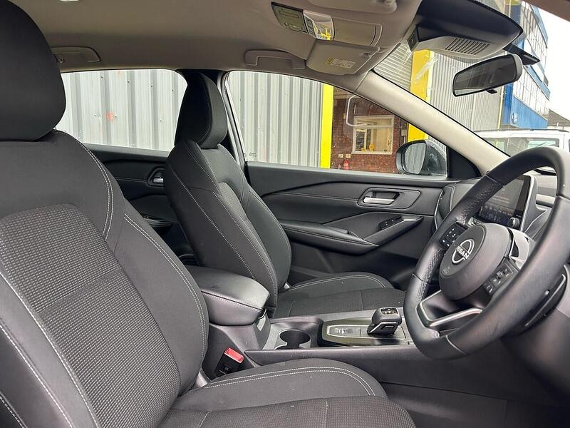 Nissan 1.3 DIG-T MHEV Acenta Premium SUV 5dr Petrol Hybrid XTRON Euro 6 (s/s) (158 ps)