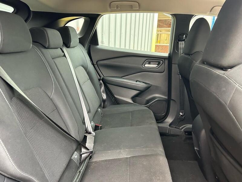 Nissan 1.3 DIG-T MHEV Acenta Premium SUV 5dr Petrol Hybrid XTRON Euro 6 (s/s) (158 ps)