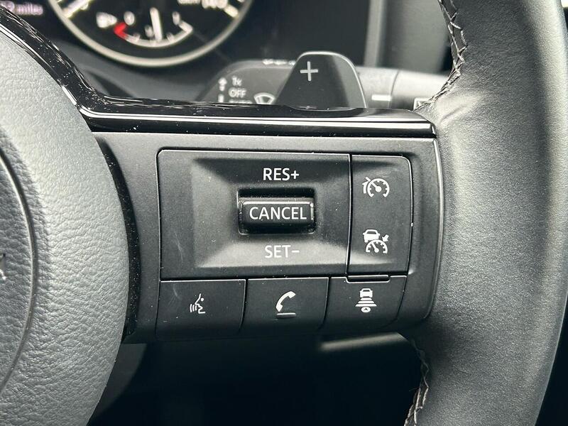 Nissan 1.3 DIG-T MHEV Acenta Premium SUV 5dr Petrol Hybrid XTRON Euro 6 (s/s) (158 ps)