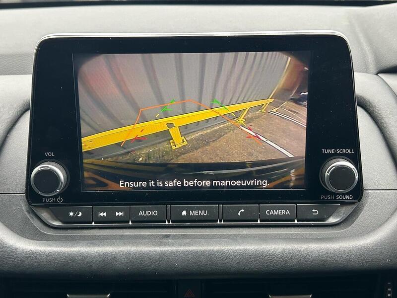 Nissan 1.3 DIG-T MHEV Acenta Premium SUV 5dr Petrol Hybrid XTRON Euro 6 (s/s) (158 ps)