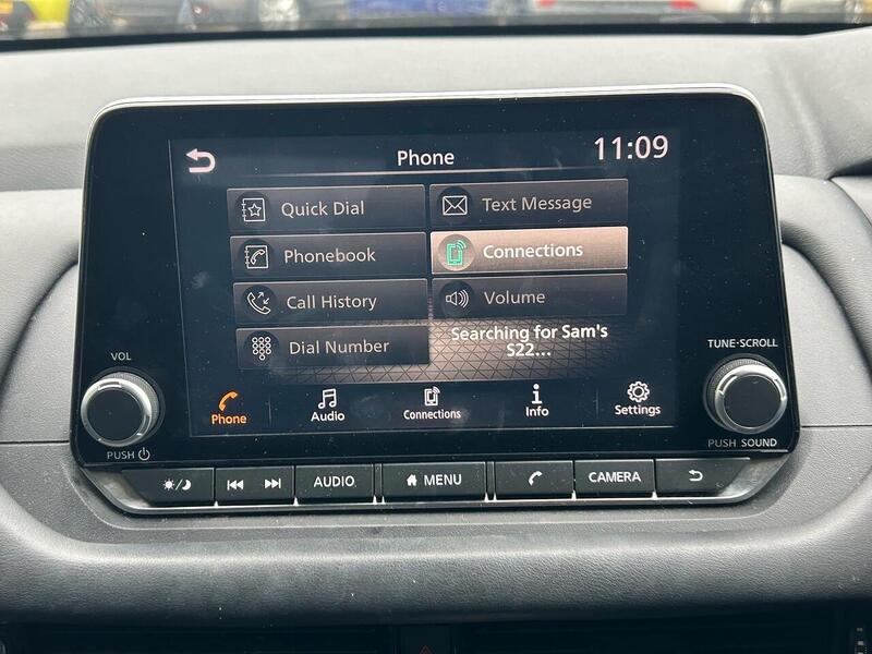 Nissan 1.3 DIG-T MHEV Acenta Premium SUV 5dr Petrol Hybrid XTRON Euro 6 (s/s) (158 ps)