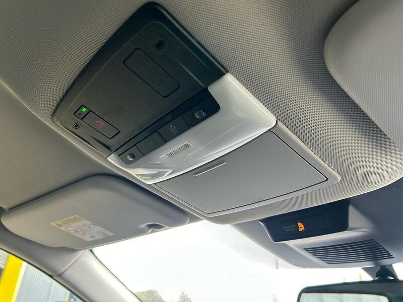 Nissan 1.3 DIG-T MHEV Acenta Premium SUV 5dr Petrol Hybrid XTRON Euro 6 (s/s) (158 ps)