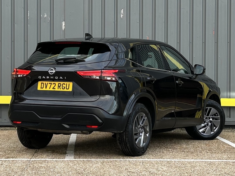 Nissan 1.3 DIG-T MHEV Acenta Premium SUV 5dr Petrol Hybrid Manual Euro 6 (s/s) (140 ps)