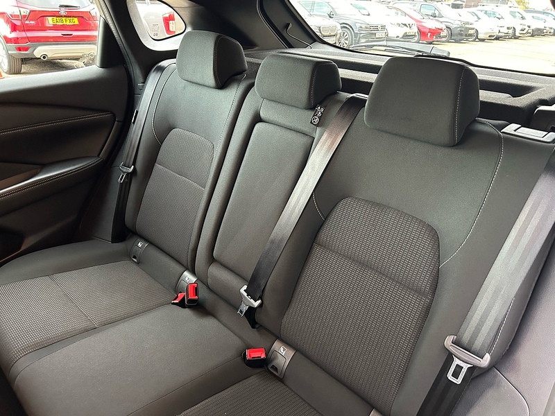 Nissan 1.3 DIG-T MHEV Acenta Premium SUV 5dr Petrol Hybrid Manual Euro 6 (s/s) (140 ps)