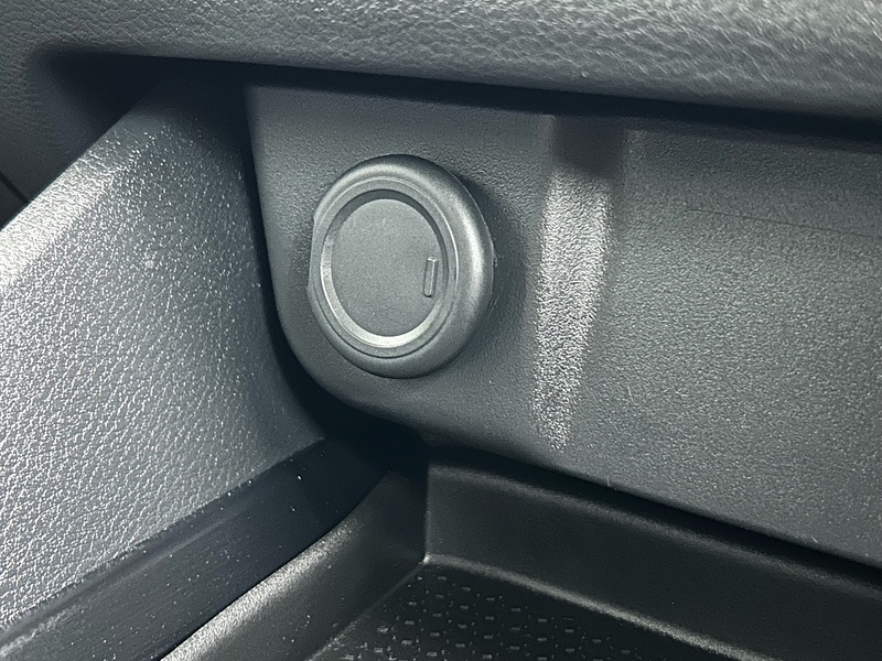 Nissan 1.3 DIG-T MHEV Acenta Premium SUV 5dr Petrol Hybrid Manual Euro 6 (s/s) (140 ps)