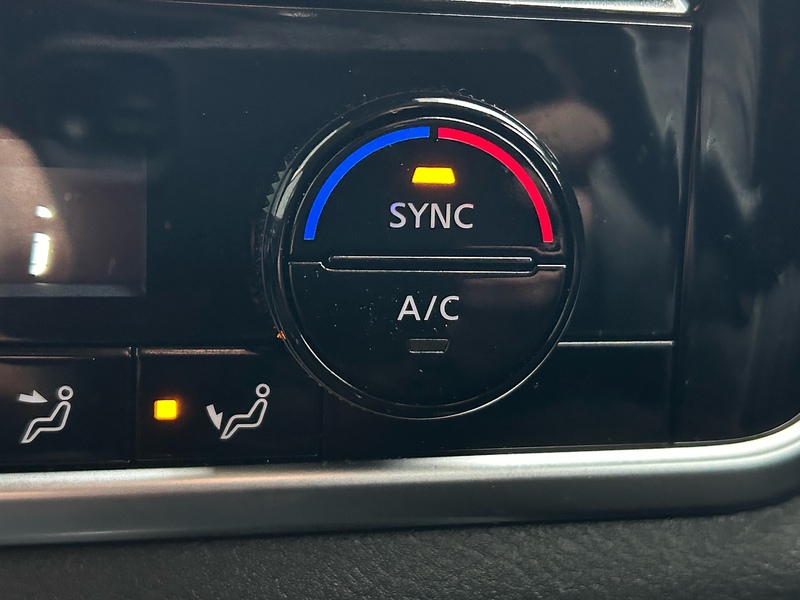 Nissan 1.3 DIG-T MHEV Acenta Premium SUV 5dr Petrol Hybrid Manual Euro 6 (s/s) (140 ps)