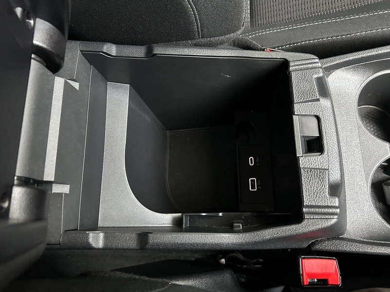 Nissan 1.3 DIG-T MHEV Acenta Premium SUV 5dr Petrol Hybrid Manual Euro 6 (s/s) (140 ps)