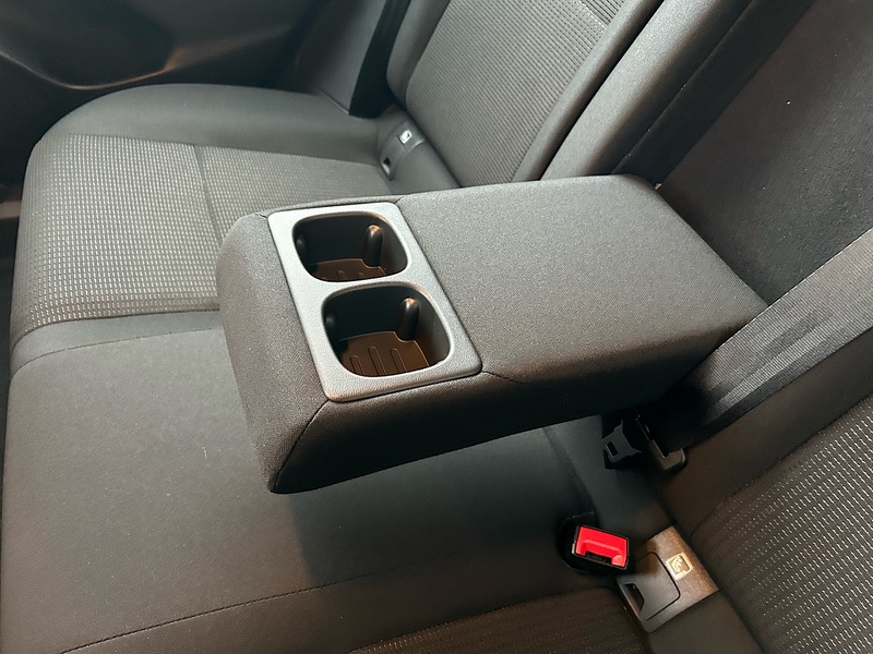 Nissan 1.3 DIG-T MHEV Acenta Premium SUV 5dr Petrol Hybrid Manual Euro 6 (s/s) (140 ps)