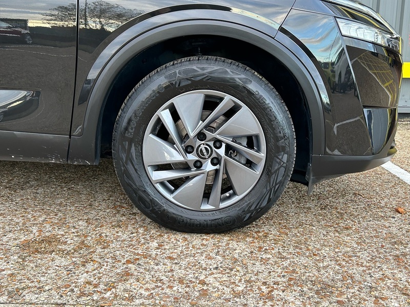 Nissan 1.3 DIG-T MHEV Acenta Premium SUV 5dr Petrol Hybrid Manual Euro 6 (s/s) (140 ps)