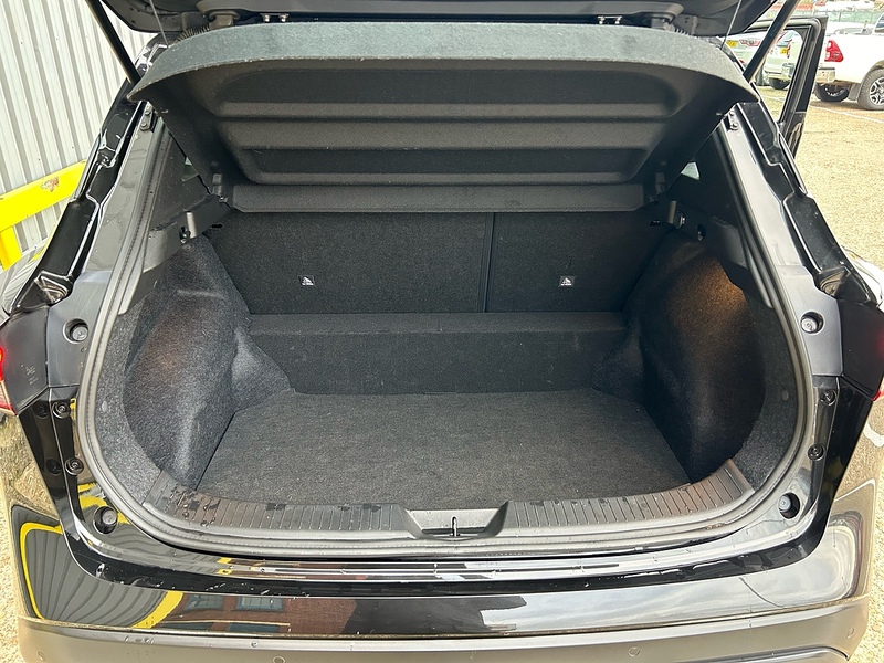 Nissan 1.3 DIG-T MHEV Acenta Premium SUV 5dr Petrol Hybrid Manual Euro 6 (s/s) (140 ps)