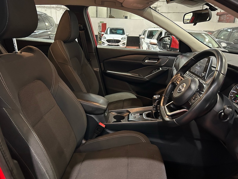 Nissan 1.3 DIG-T MHEV Acenta Premium SUV 5dr Petrol Hybrid Manual Euro 6 (s/s) (140 ps)