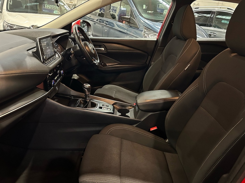 Nissan 1.3 DIG-T MHEV Acenta Premium SUV 5dr Petrol Hybrid Manual Euro 6 (s/s) (140 ps)