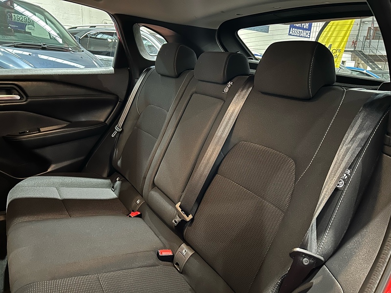 Nissan 1.3 DIG-T MHEV Acenta Premium SUV 5dr Petrol Hybrid Manual Euro 6 (s/s) (140 ps)