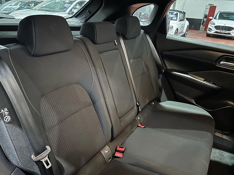 Nissan 1.3 DIG-T MHEV Acenta Premium SUV 5dr Petrol Hybrid Manual Euro 6 (s/s) (140 ps)