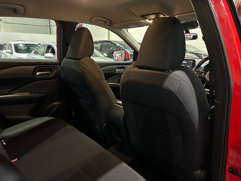 Nissan 1.3 DIG-T MHEV Acenta Premium SUV 5dr Petrol Hybrid Manual Euro 6 (s/s) (140 ps)