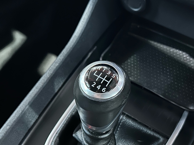 Nissan 1.3 DIG-T MHEV Acenta Premium SUV 5dr Petrol Hybrid Manual Euro 6 (s/s) (140 ps)