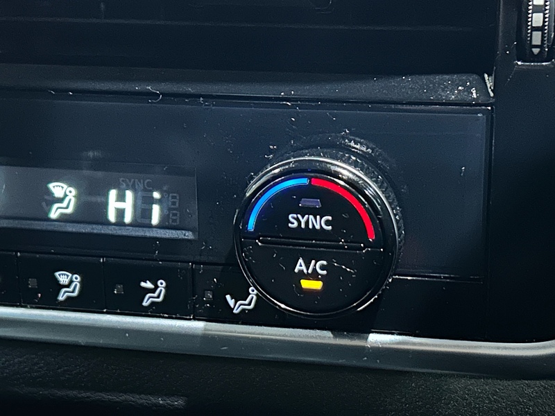 Nissan 1.3 DIG-T MHEV Acenta Premium SUV 5dr Petrol Hybrid Manual Euro 6 (s/s) (140 ps)