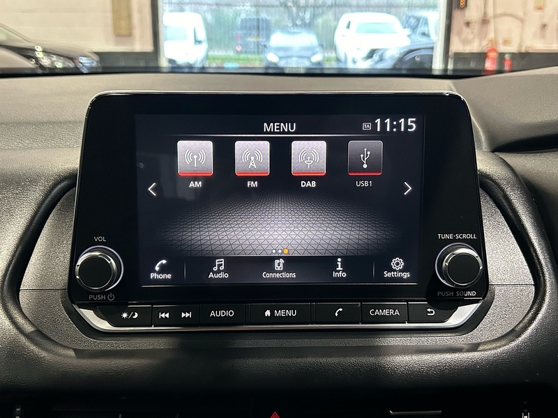 Nissan 1.3 DIG-T MHEV Acenta Premium SUV 5dr Petrol Hybrid Manual Euro 6 (s/s) (140 ps)