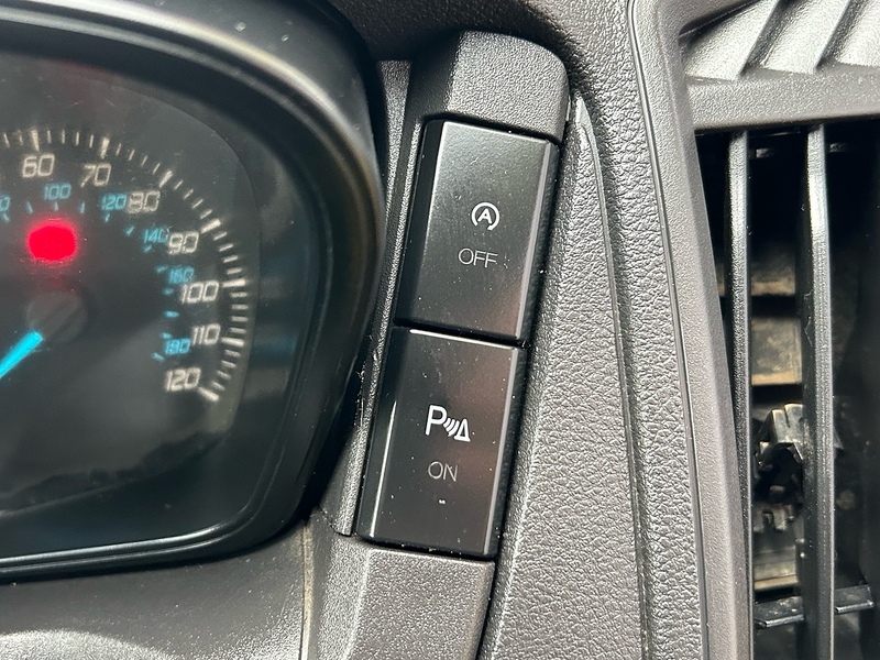 Ford 2.2 TDCi 350 HDT Trend Minibus 4dr Diesel Manual L2 H2 (196 g/km, 123 bhp)